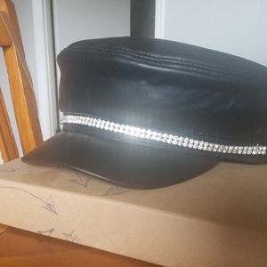 NWOT Beret black hat with bling